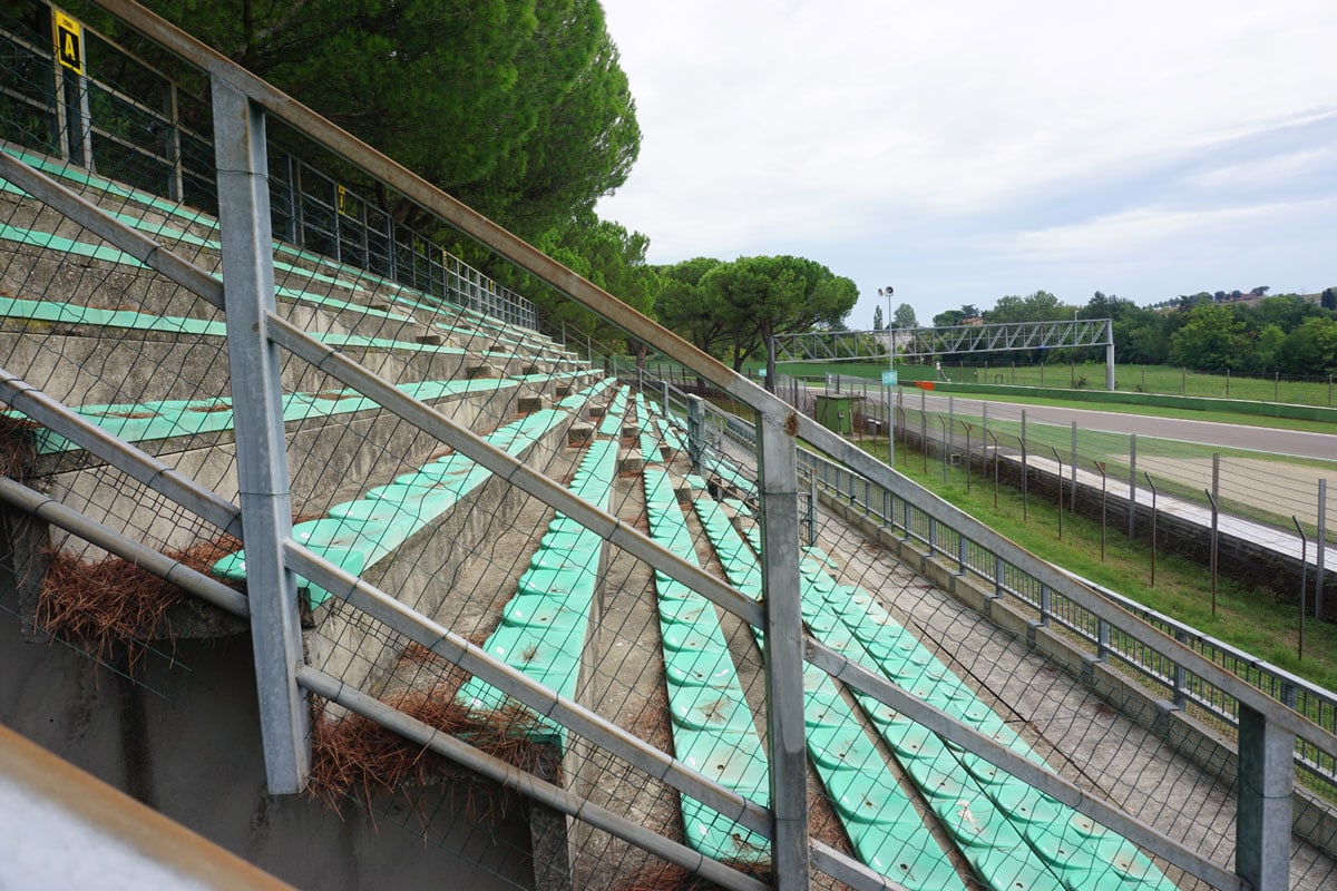imola-grandstand-f