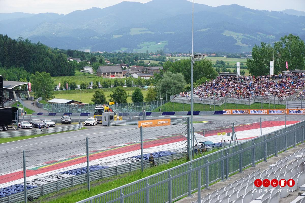 austria-rb-b-right