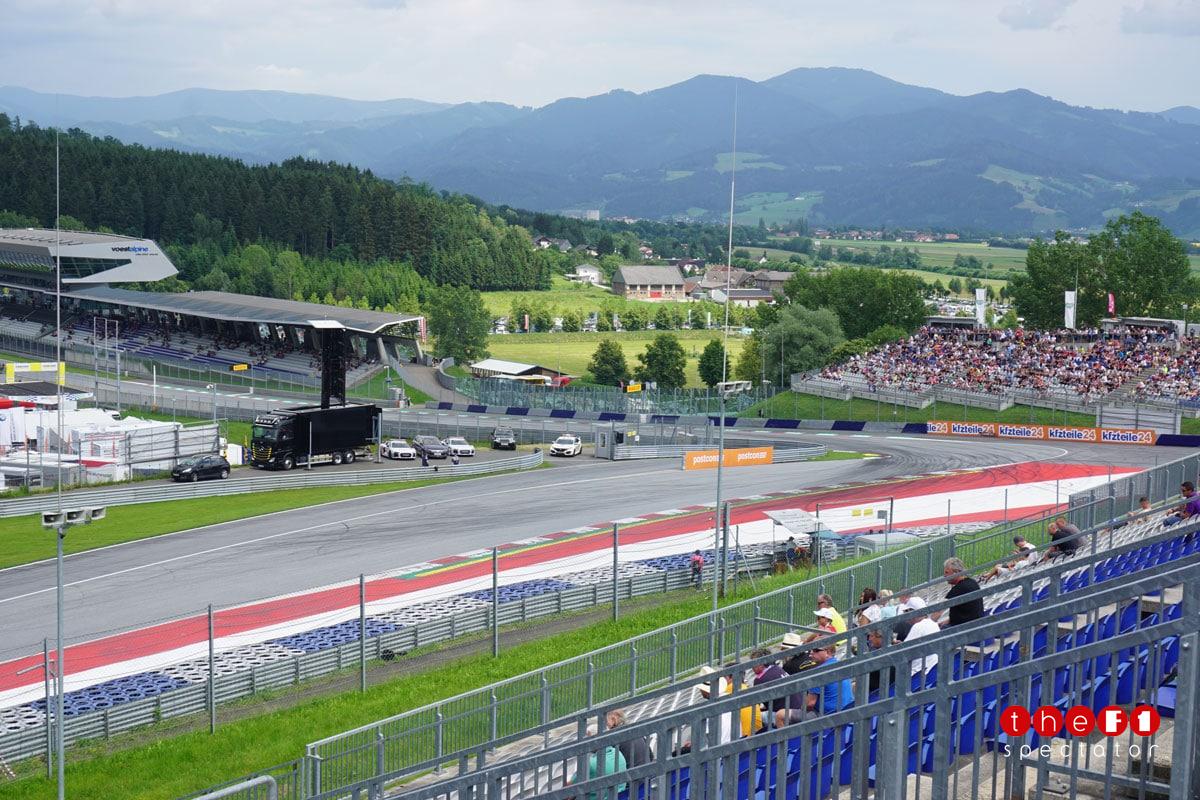 austria-rb-c-right