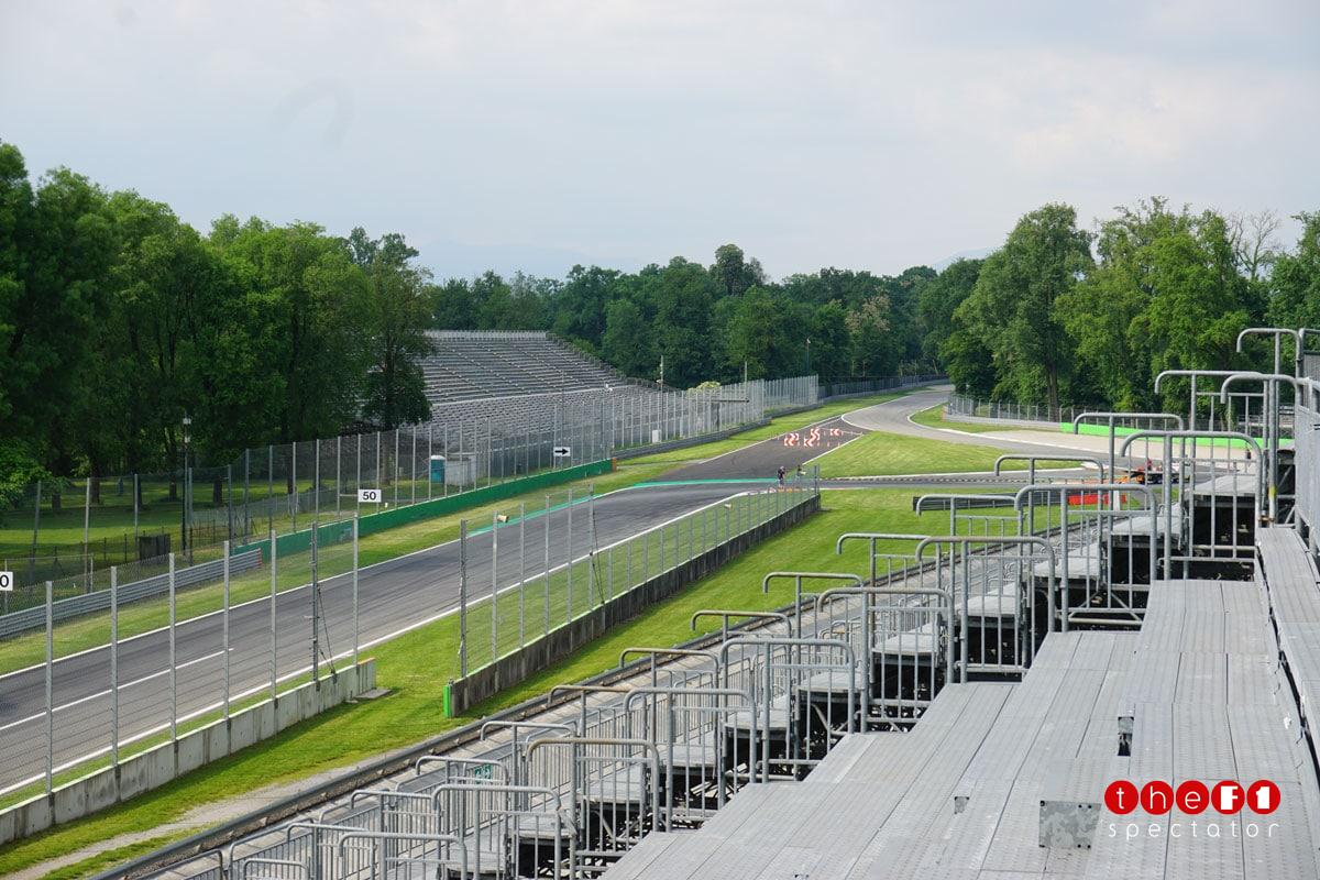 italy-grandstand-6a-right-upper