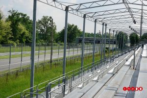 italy-grandstand-18-right-1