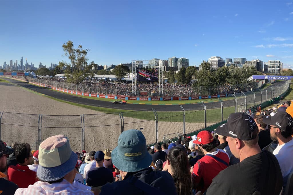 lauda grandstand