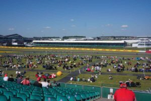 vale grandstand centre
