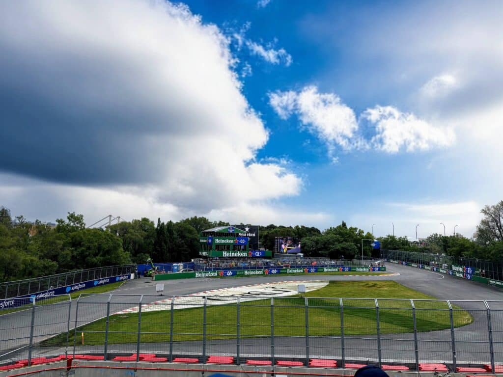 grandstand 31 view montreal