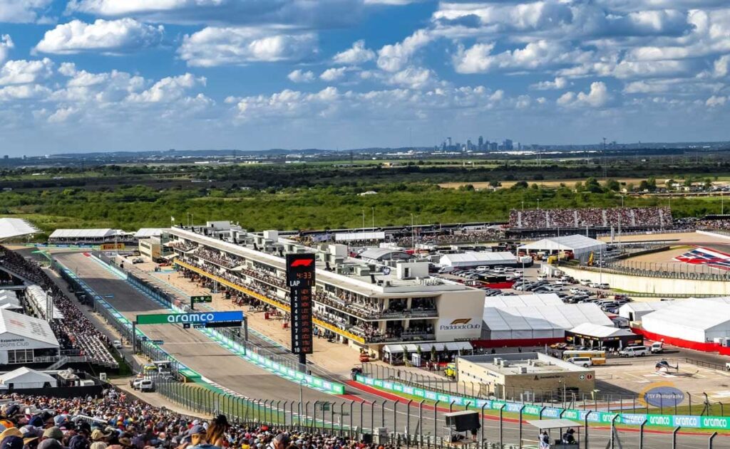 turn 1 grandstand view cota